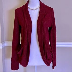 Eyeshadow. Open, draping cardigan, with pockets. Deep red/garnet color. Size S.